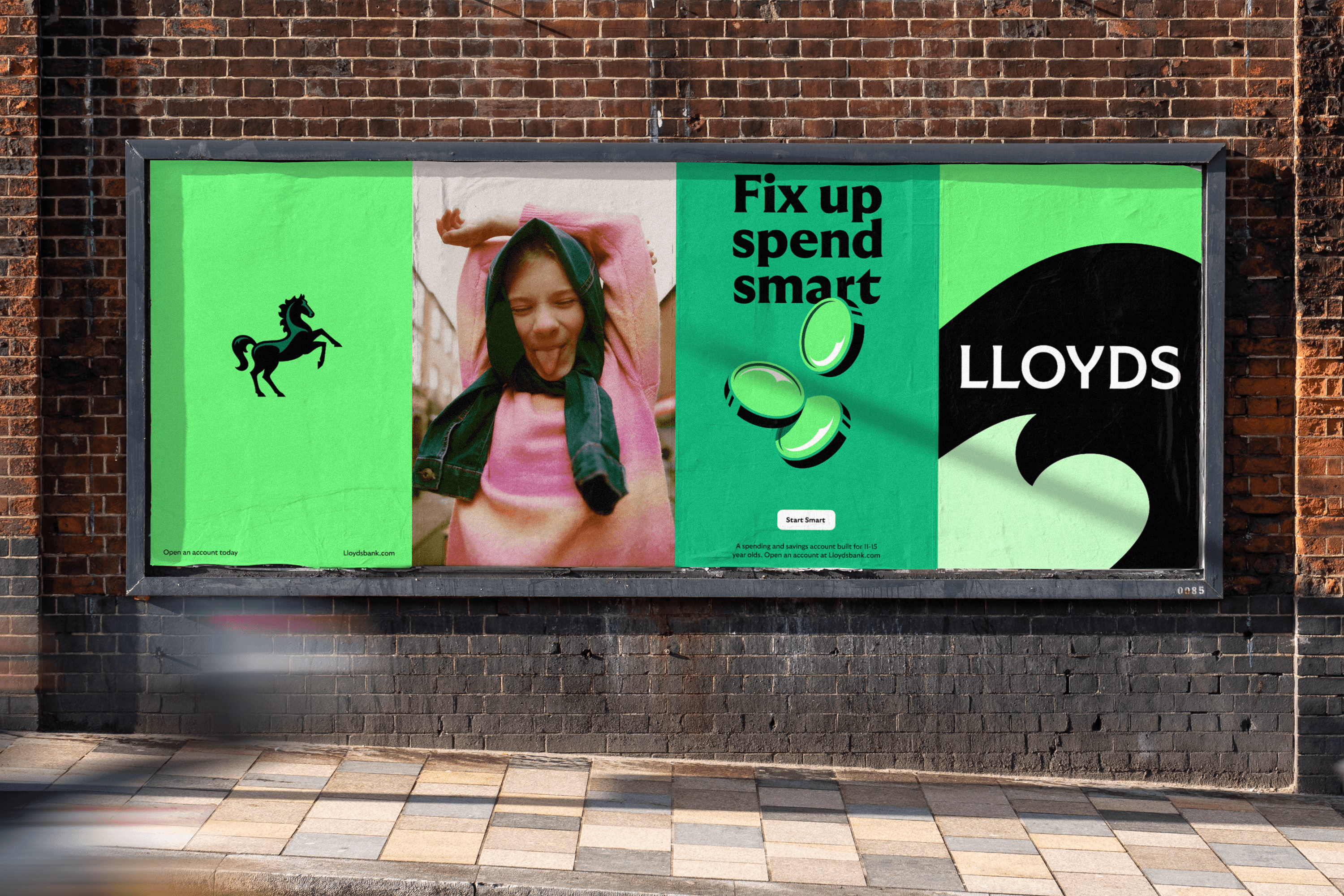 21 Lloyds Website OOH